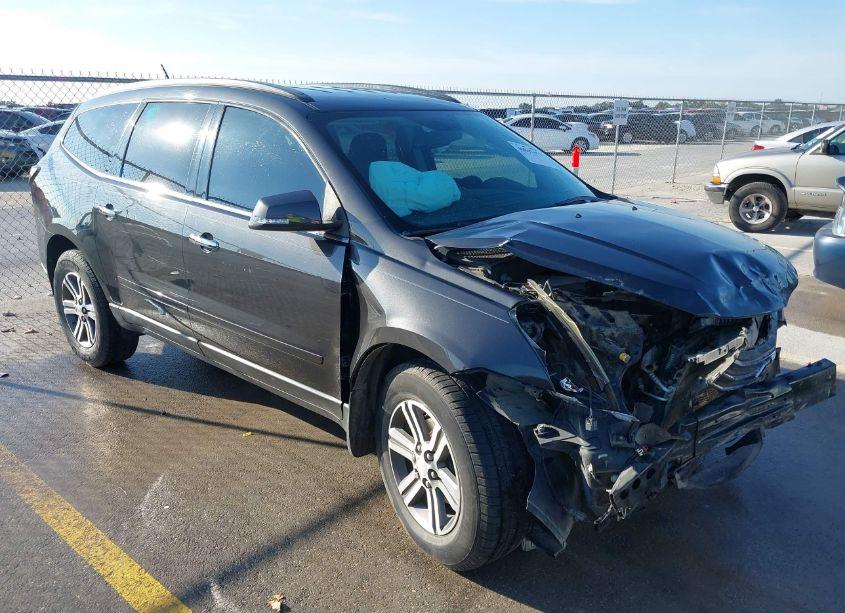 2017 Chevrolet Traverse 2LT (VIN 1GNKRHKD5HJ120404) main photo