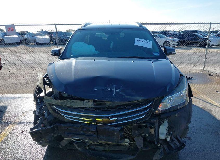 Photo 13 of 2017 Chevrolet Traverse 2LT (VIN 1GNKRHKD5HJ120404)