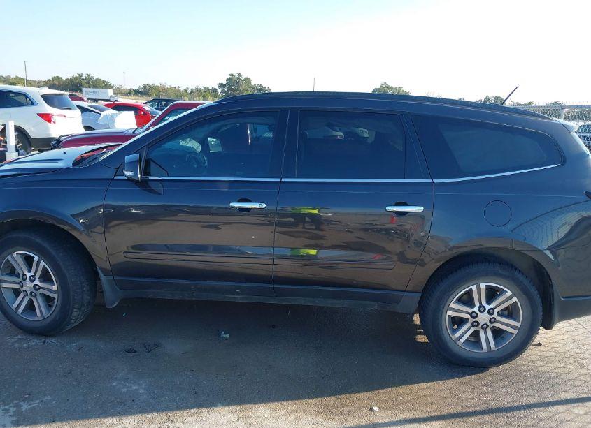 Photo 15 of 2017 Chevrolet Traverse 2LT (VIN 1GNKRHKD5HJ120404)