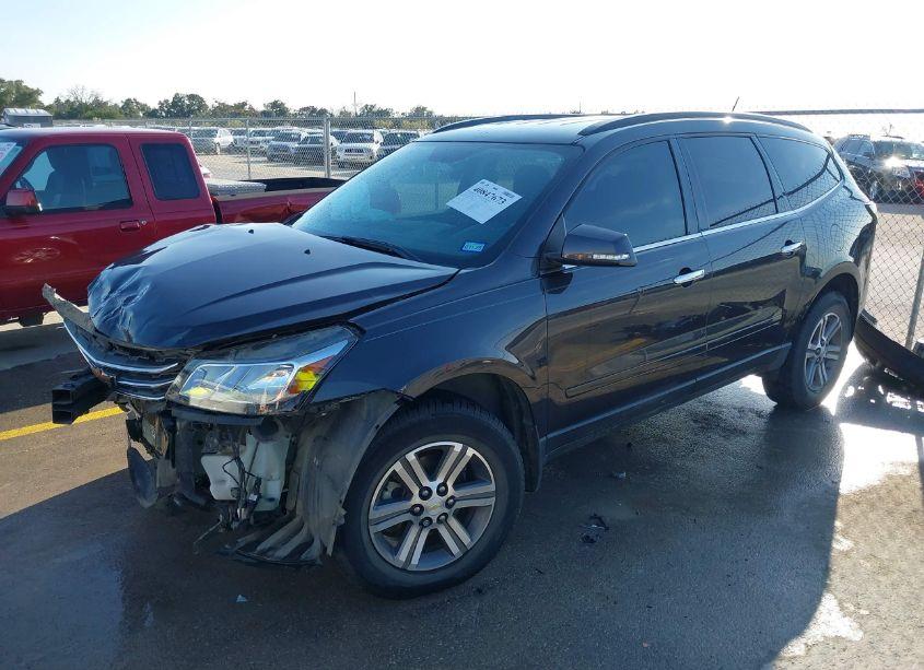 Photo 2 of 2017 Chevrolet Traverse 2LT (VIN 1GNKRHKD5HJ120404)