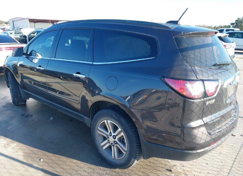 Photo 3 of 2017 Chevrolet Traverse 2LT (VIN 1GNKRHKD5HJ120404)