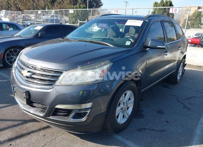 Photo 2 of 2014 Chevrolet Traverse 2LT (VIN 1GNKRHKD6EJ311602)