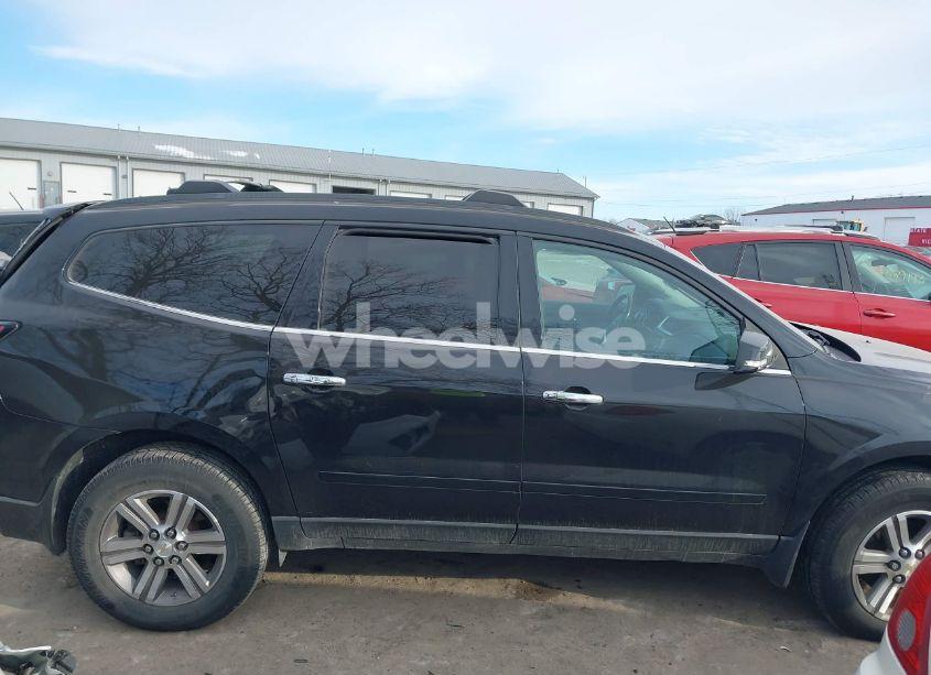 Photo 13 of 2017 Chevrolet Traverse 2LT (VIN 1GNKRHKD6HJ348671)