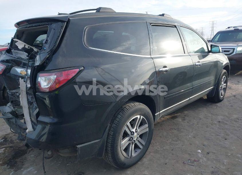 Photo 4 of 2017 Chevrolet Traverse 2LT (VIN 1GNKRHKD6HJ348671)
