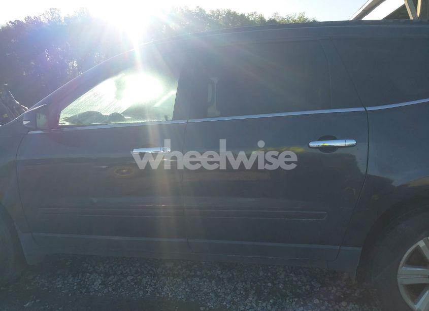 Photo 14 of 2014 Chevrolet Traverse 2LT (VIN 1GNKRHKD7EJ126393)