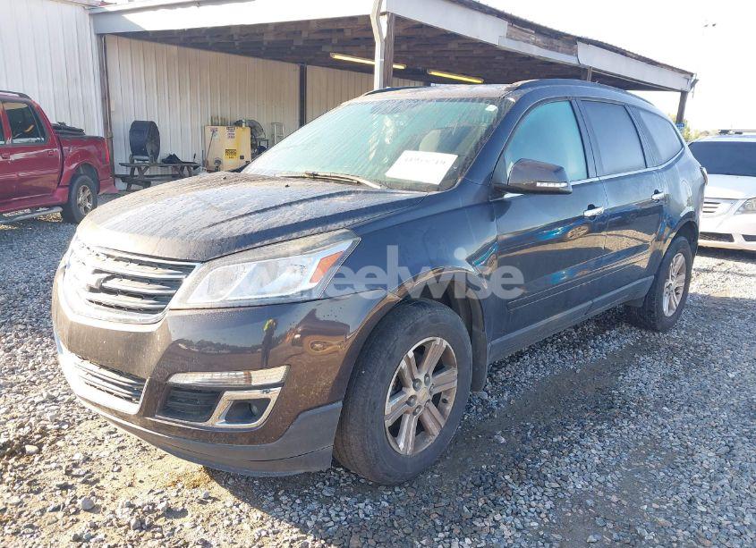 Photo 2 of 2014 Chevrolet Traverse 2LT (VIN 1GNKRHKD7EJ126393)