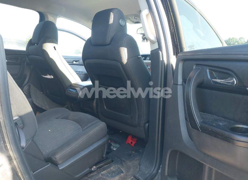 Photo 8 of 2014 Chevrolet Traverse 2LT (VIN 1GNKRHKD7EJ126393)