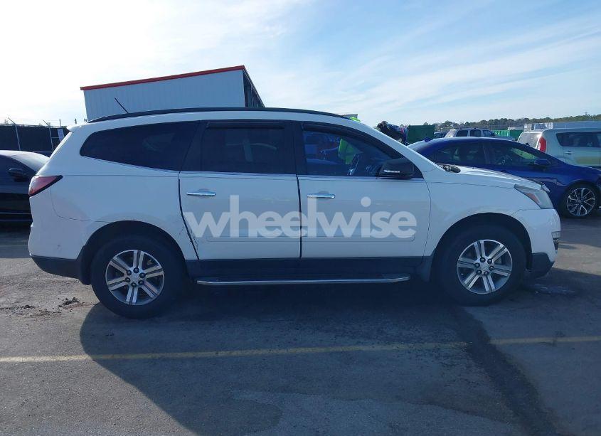 Photo 13 of 2015 Chevrolet Traverse 2LT (VIN 1GNKRHKD7FJ228472)