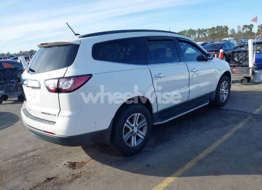 Photo 4 of 2015 Chevrolet Traverse 2LT (VIN 1GNKRHKD7FJ228472)
