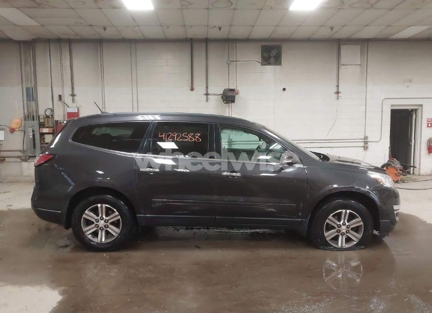 Photo 13 of 2016 Chevrolet Traverse 2LT (VIN 1GNKRHKD7GJ205694)