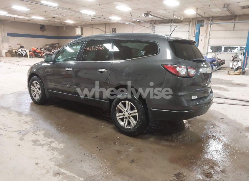 Photo 3 of 2016 Chevrolet Traverse 2LT (VIN 1GNKRHKD7GJ205694)