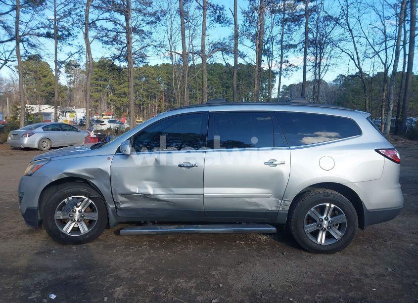 Photo 14 of 2017 Chevrolet Traverse 2LT (VIN 1GNKRHKD7HJ236090)
