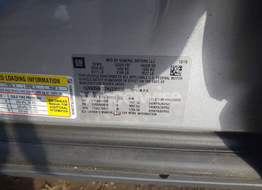 Photo 9 of 2017 Chevrolet Traverse 2LT (VIN 1GNKRHKD7HJ236090)