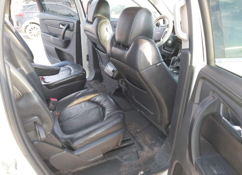 Photo 8 of 2015 Chevrolet Traverse 2LT (VIN 1GNKRHKD8FJ239741)