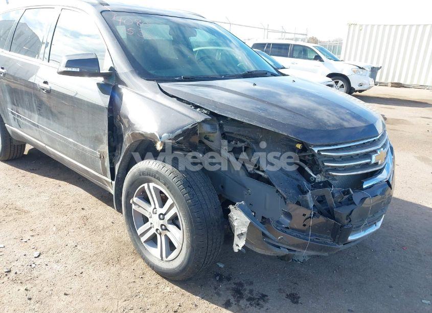 Photo 6 of 2016 Chevrolet Traverse 2LT (VIN 1GNKRHKD8GJ114711)