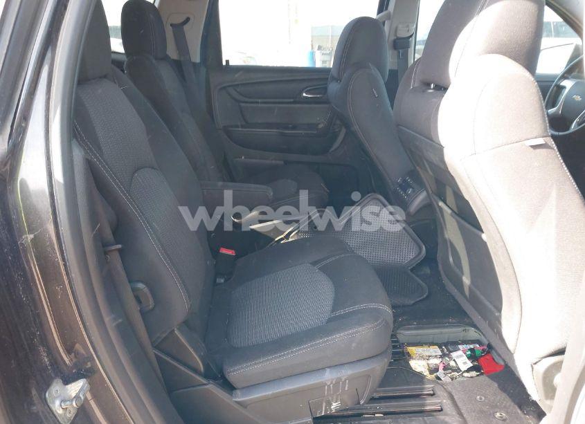 Photo 8 of 2016 Chevrolet Traverse 2LT (VIN 1GNKRHKD8GJ114711)