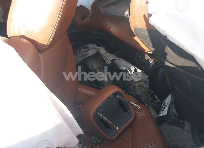 Photo 8 of 2017 Chevrolet Traverse 2LT (VIN 1GNKRHKD8HJ193427)