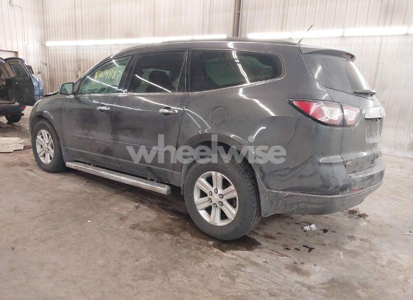 Photo 3 of 2014 Chevrolet Traverse 2LT (VIN 1GNKRHKD9EJ102709)