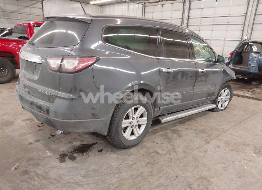 Photo 4 of 2014 Chevrolet Traverse 2LT (VIN 1GNKRHKD9EJ102709)