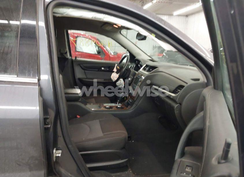 Photo 5 of 2014 Chevrolet Traverse 2LT (VIN 1GNKRHKD9EJ102709)