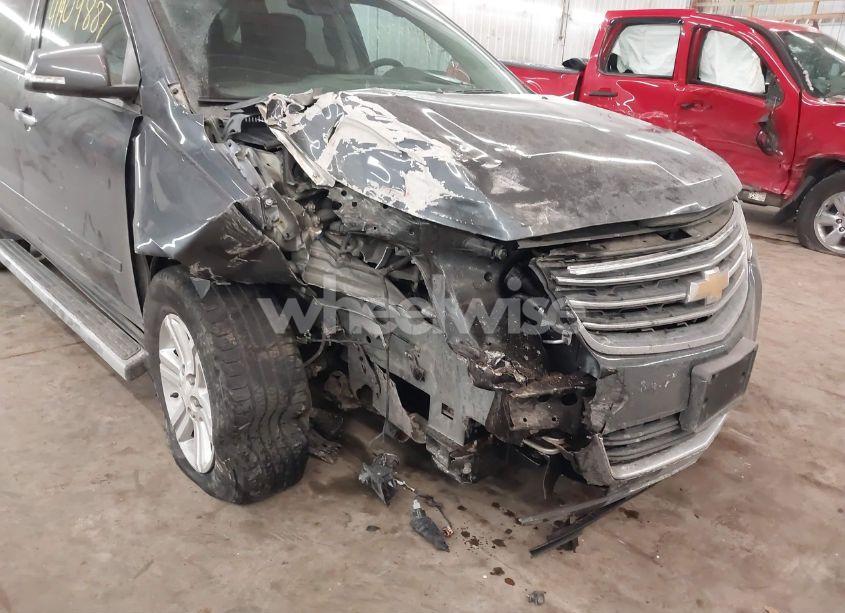 Photo 6 of 2014 Chevrolet Traverse 2LT (VIN 1GNKRHKD9EJ102709)