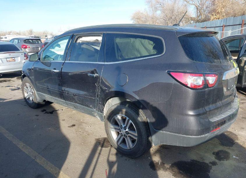 Photo 3 of 2015 Chevrolet Traverse 2LT (VIN 1GNKRHKD9FJ174544)