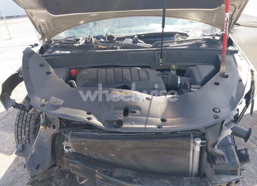 Photo 10 of 2015 Chevrolet Traverse 2LT (VIN 1GNKRHKD9FJ222771)