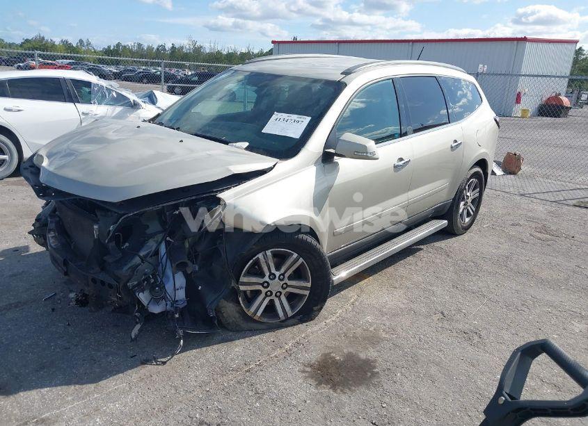 Photo 2 of 2015 Chevrolet Traverse 2LT (VIN 1GNKRHKD9FJ222771)
