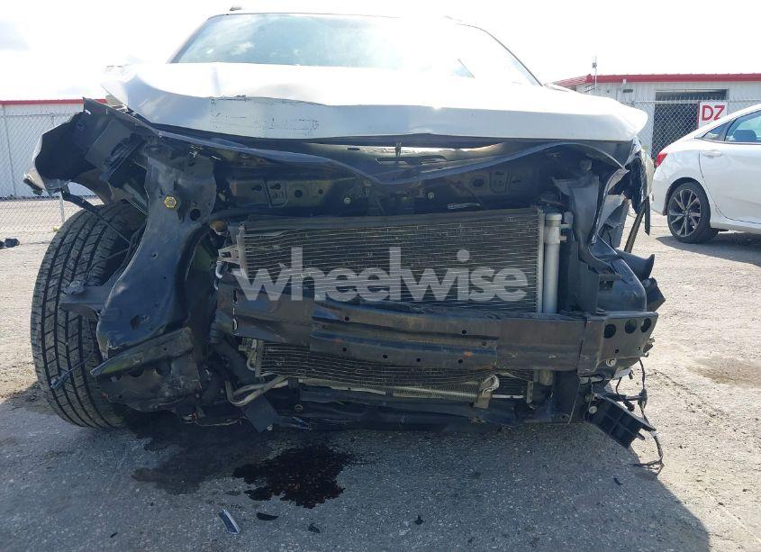 Photo 6 of 2015 Chevrolet Traverse 2LT (VIN 1GNKRHKD9FJ222771)