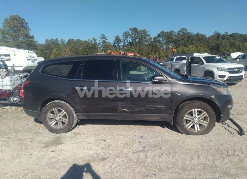 Photo 13 of 2015 Chevrolet Traverse 2LT (VIN 1GNKRHKD9FJ248836)