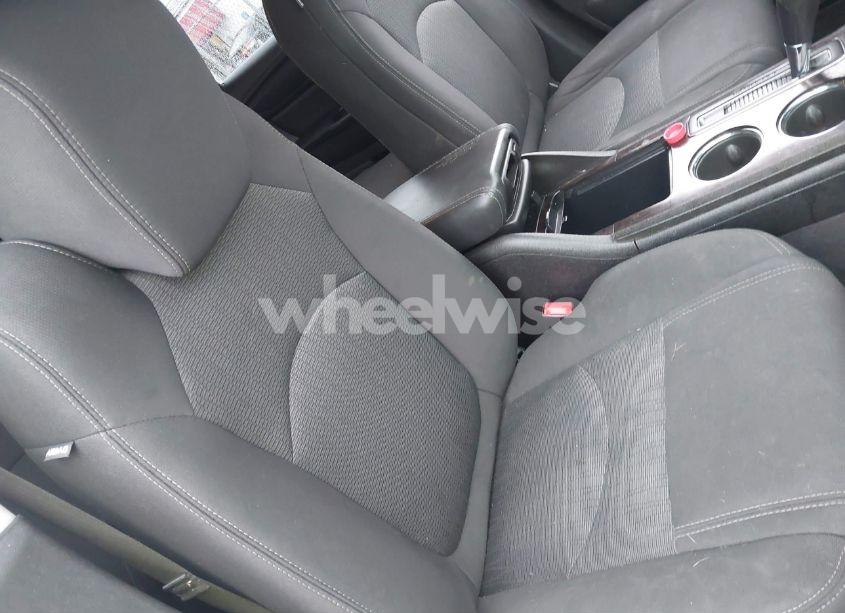 Photo 8 of 2016 Chevrolet Traverse 2LT (VIN 1GNKRHKD9GJ126026)