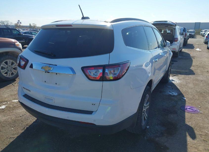 Photo 4 of 2017 Chevrolet Traverse 2LT (VIN 1GNKRHKD9HJ219985)