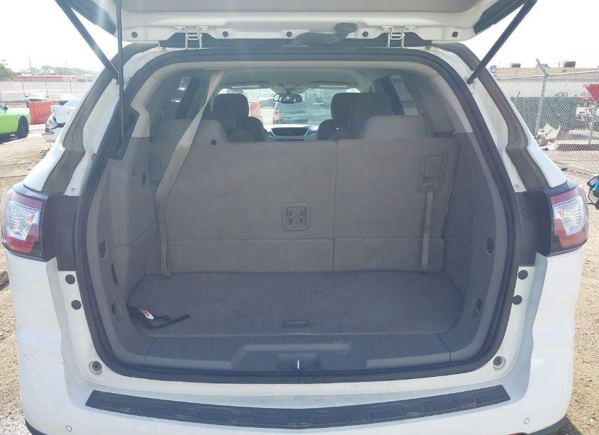 Photo 17 of 2017 Chevrolet Traverse 2LT (VIN 1GNKRHKD9HJ259810)