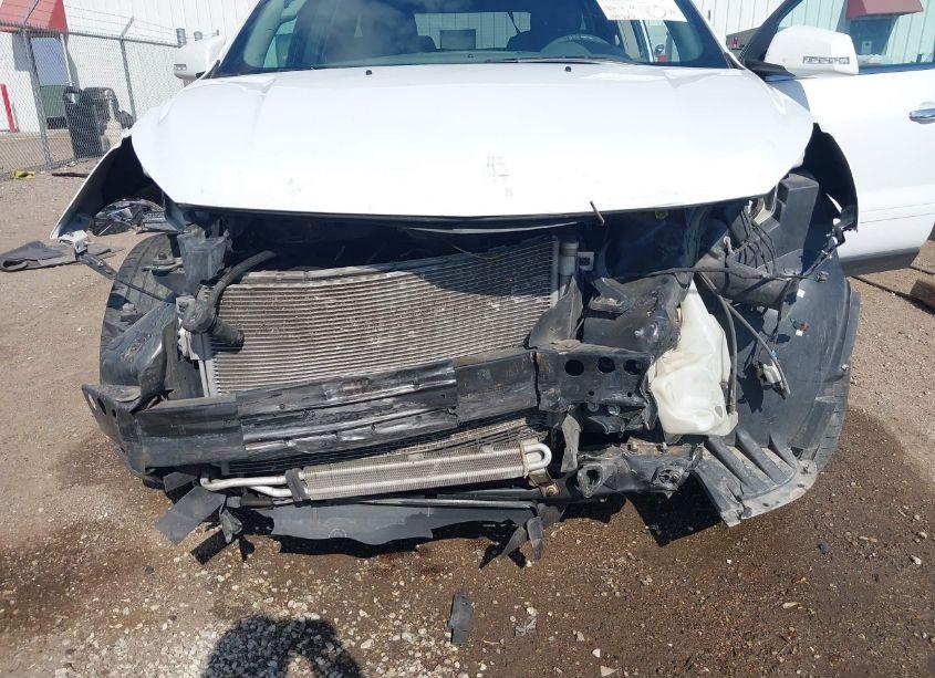 Photo 6 of 2017 Chevrolet Traverse 2LT (VIN 1GNKRHKD9HJ259810)