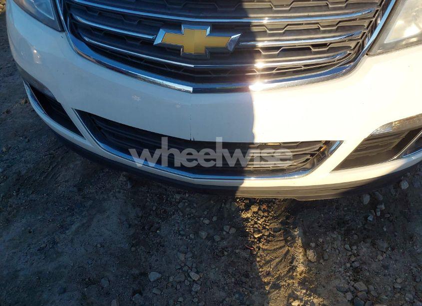 Photo 6 of 2015 Chevrolet Traverse 2LT (VIN 1GNKRHKDXFJ134067)
