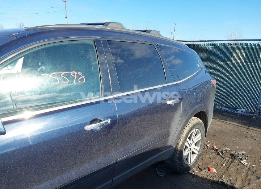 Photo 14 of 2015 Chevrolet Traverse 2LT (VIN 1GNKRHKDXFJ152326)