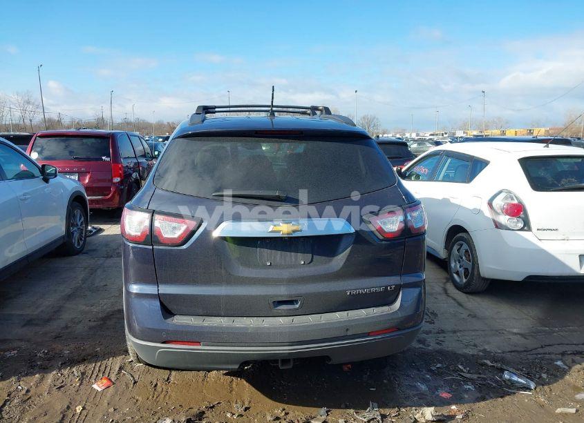 Photo 16 of 2015 Chevrolet Traverse 2LT (VIN 1GNKRHKDXFJ152326)