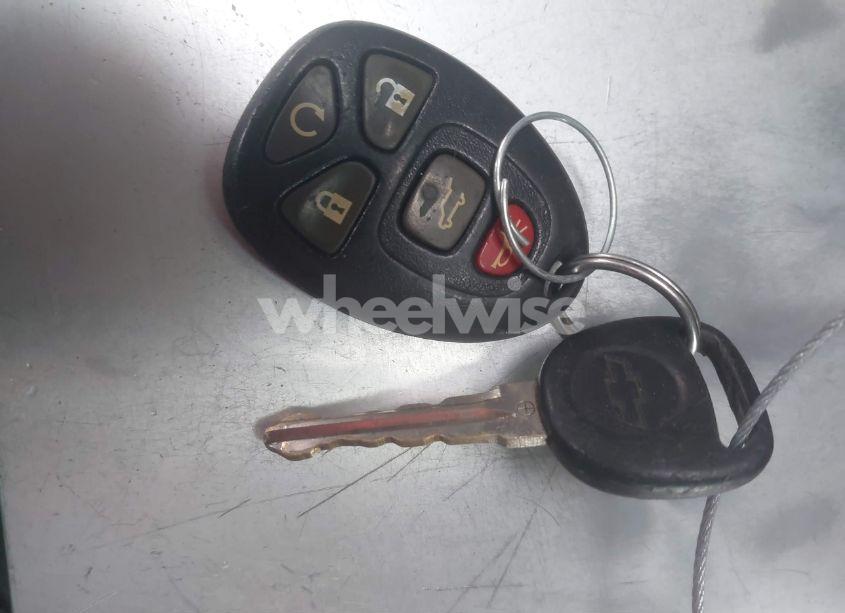 Photo 11 of 2015 Chevrolet Traverse 2LT (VIN 1GNKRHKDXFJ201816)