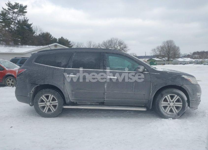 Photo 13 of 2015 Chevrolet Traverse 2LT (VIN 1GNKRHKDXFJ201816)