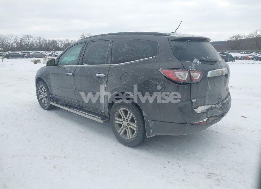 Photo 3 of 2015 Chevrolet Traverse 2LT (VIN 1GNKRHKDXFJ201816)