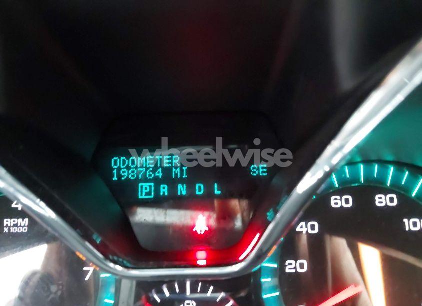 Photo 15 of 2015 Chevrolet Traverse 2LT (VIN 1GNKRHKDXFJ226537)