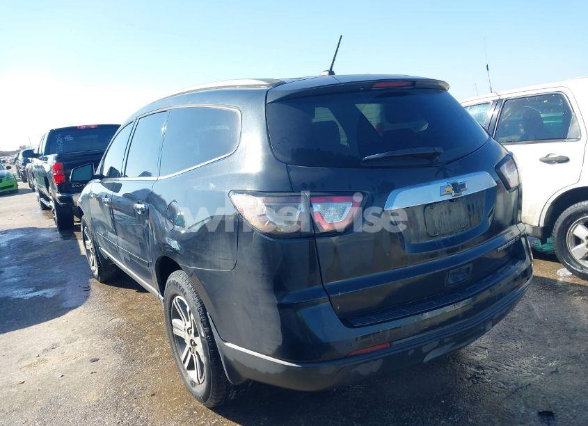 Photo 3 of 2015 Chevrolet Traverse 2LT (VIN 1GNKRHKDXFJ226537)
