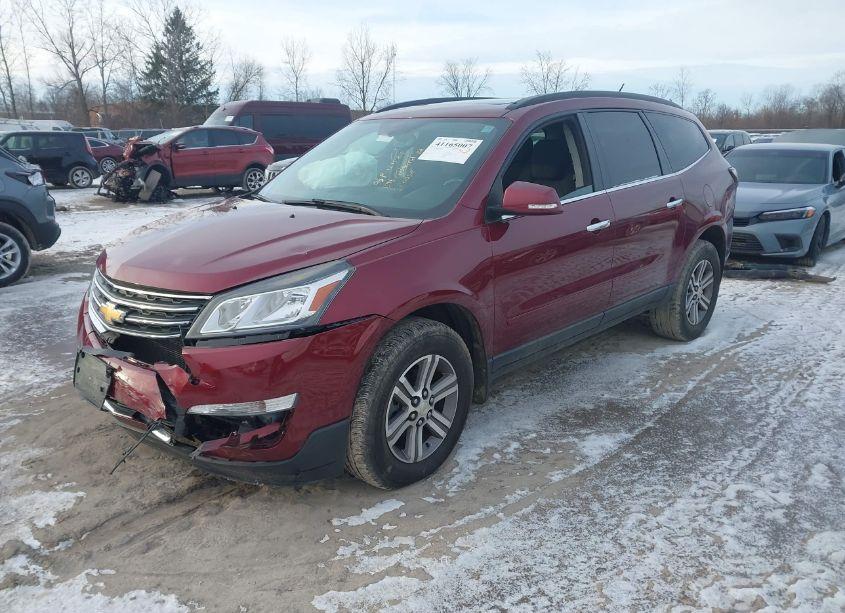 Photo 2 of 2016 Chevrolet Traverse 2LT (VIN 1GNKRHKDXGJ226331)