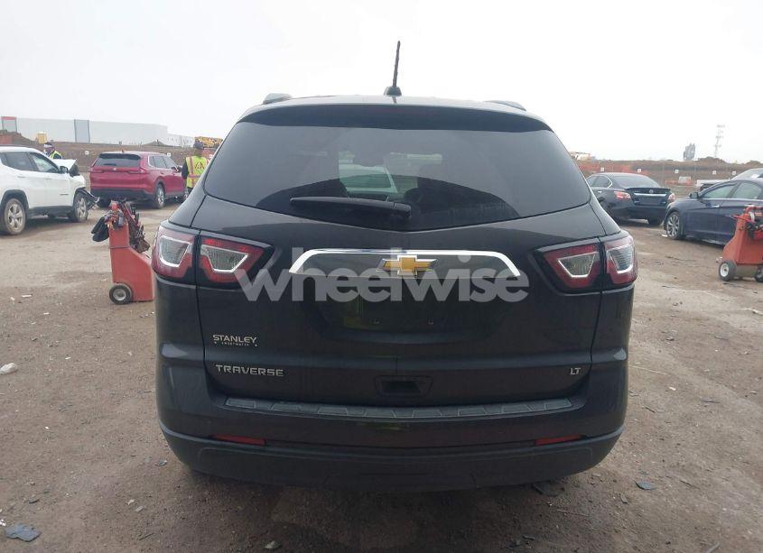 Photo 16 of 2017 Chevrolet Traverse 2LT (VIN 1GNKRHKDXHJ121225)