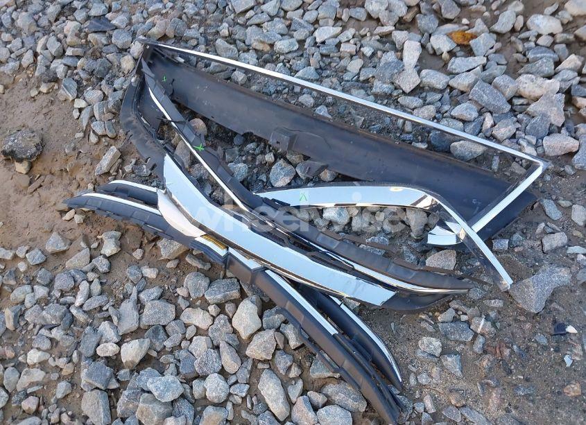 Photo 12 of 2017 Chevrolet Traverse 2LT (VIN 1GNKRHKDXHJ151244)