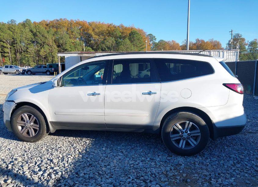 Photo 15 of 2017 Chevrolet Traverse 2LT (VIN 1GNKRHKDXHJ151244)