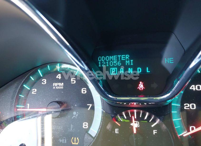 Photo 16 of 2017 Chevrolet Traverse 2LT (VIN 1GNKRHKDXHJ151244)