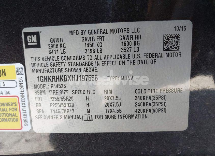 Photo 9 of 2017 Chevrolet Traverse 2LT (VIN 1GNKRHKDXHJ197656)