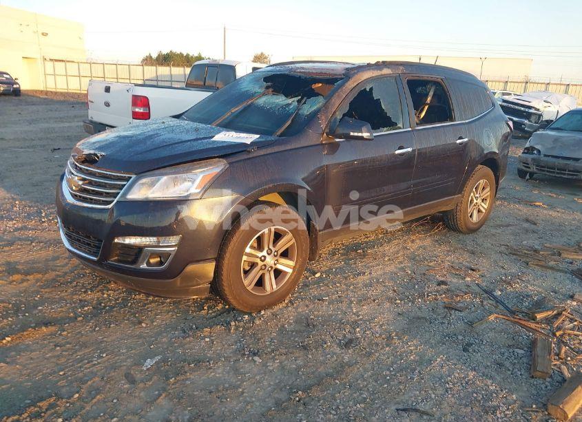 Photo 2 of 2017 Chevrolet Traverse 2LT (VIN 1GNKRHKDXHJ229960)