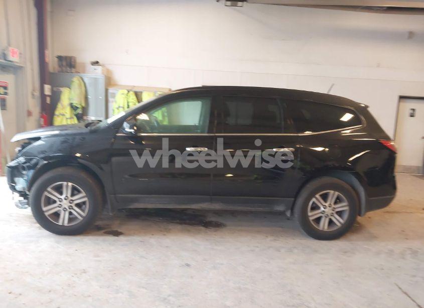 Photo 14 of 2017 Chevrolet Traverse 2LT (VIN 1GNKRHKDXHJ277247)